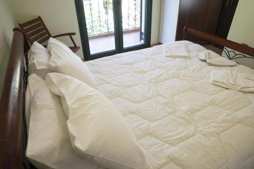 Elia Therissos Maisonettes 4* Chania (Crete)