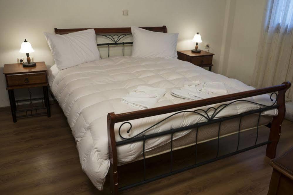 Elia Therissos Maisonettes Hotel 4*