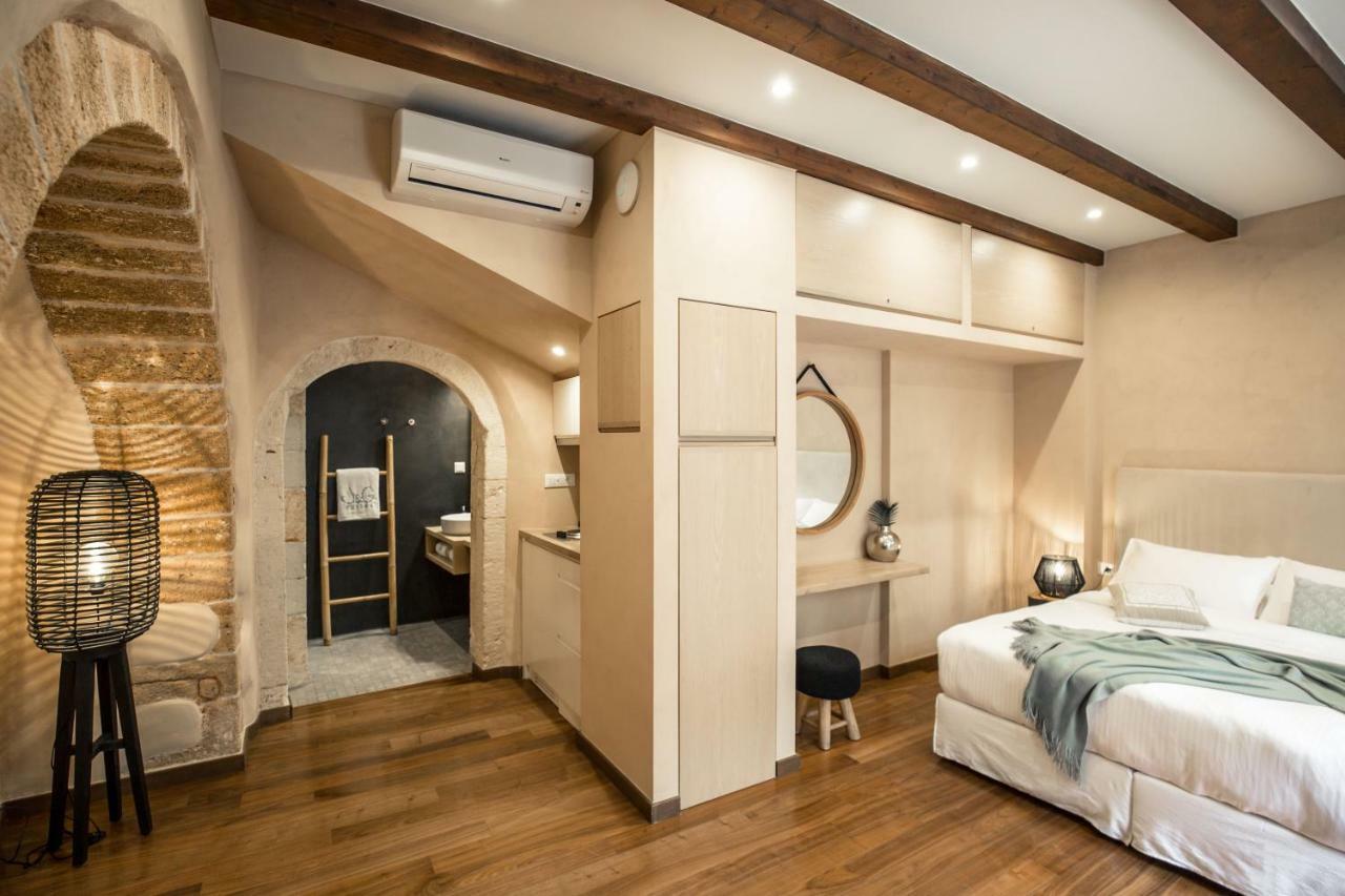 J&G Suites Hotel