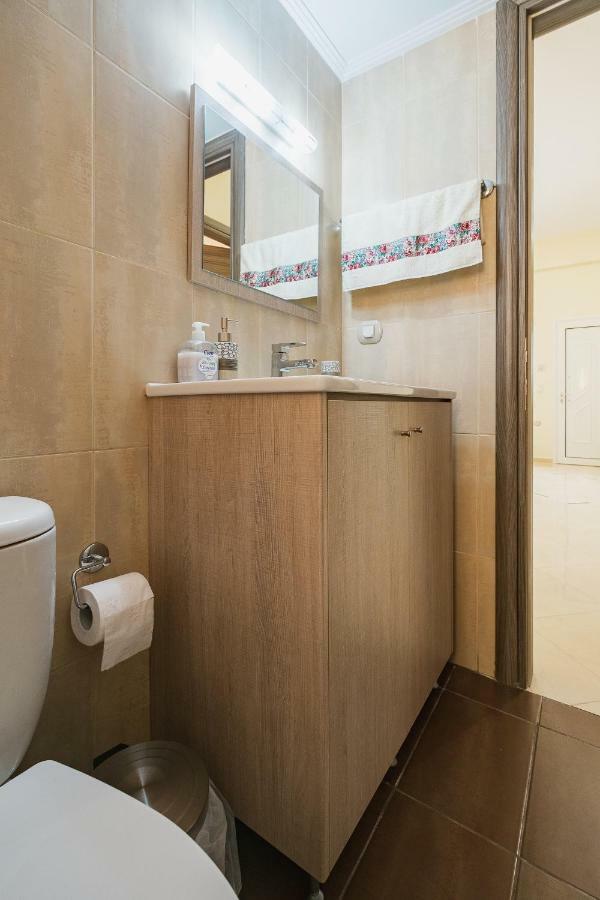 Spacious With Parking Apartment Chania (Crete)