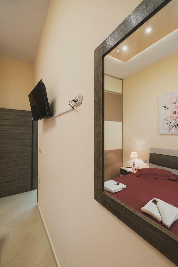 Apartment Spacious With Parking