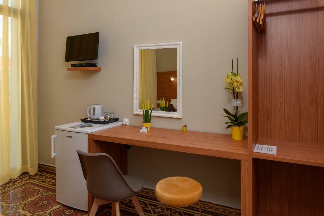 Hotel Thejoy Chania (Crete)