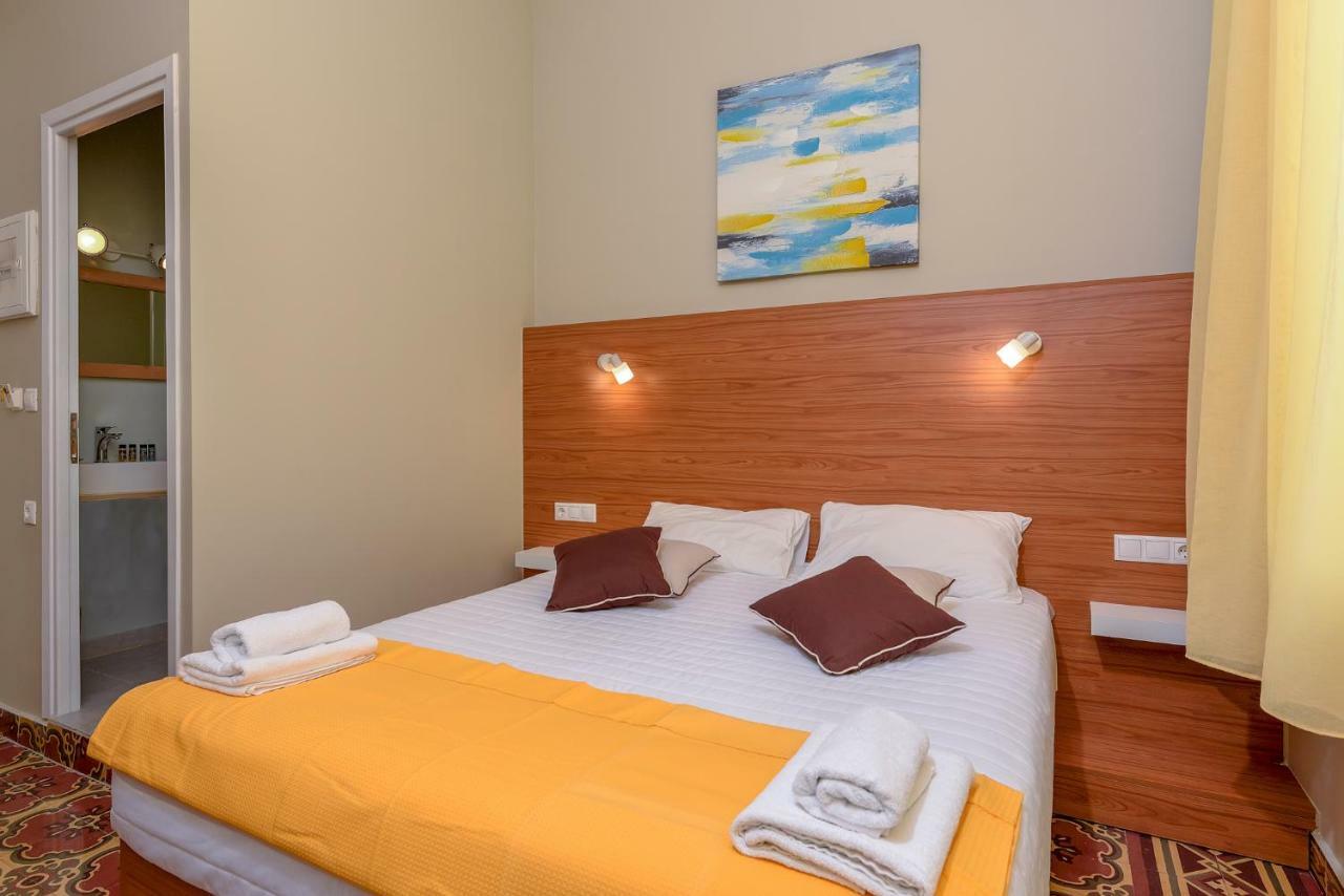 Hotel Thejoy 3*