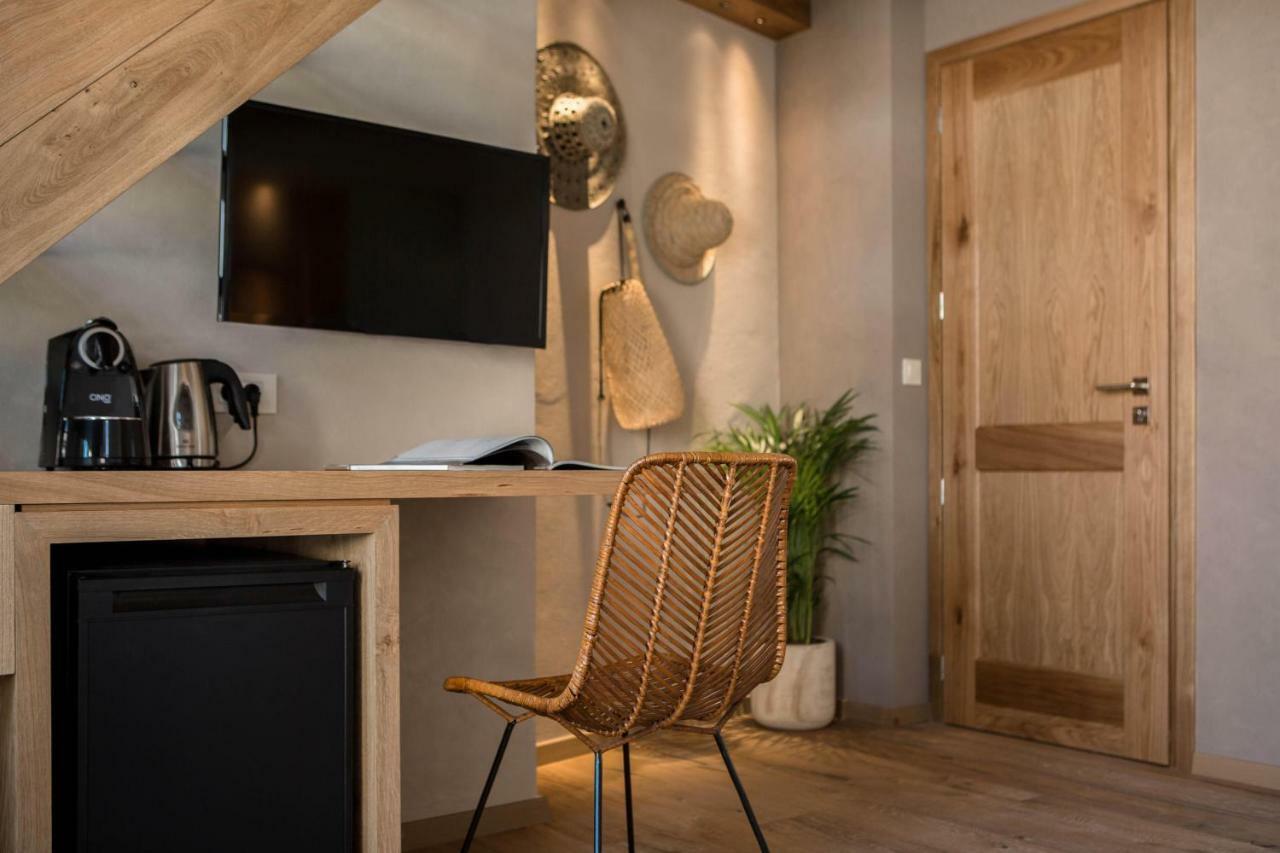 J&G Suites 3*