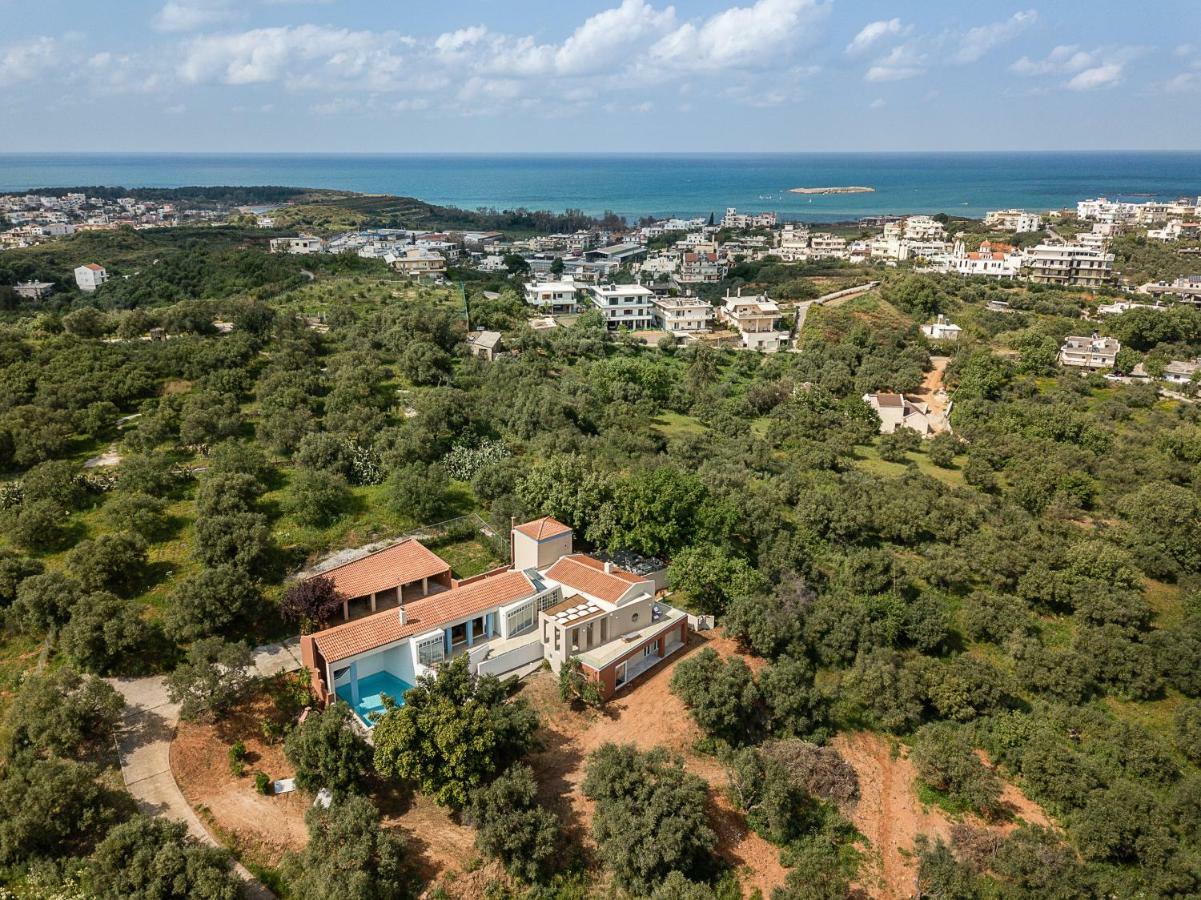Villa Vilia, House On The Hill Chania (Crete)