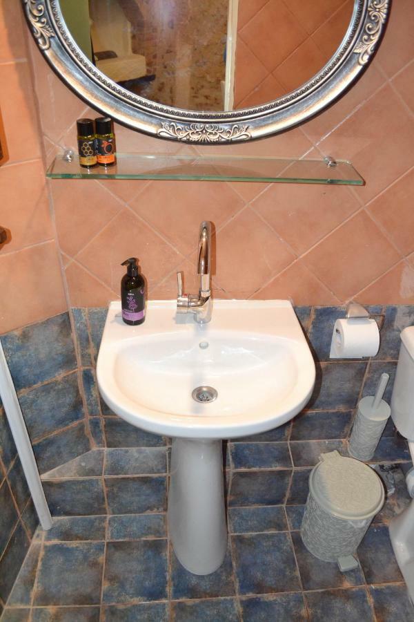 Yro Apartment *