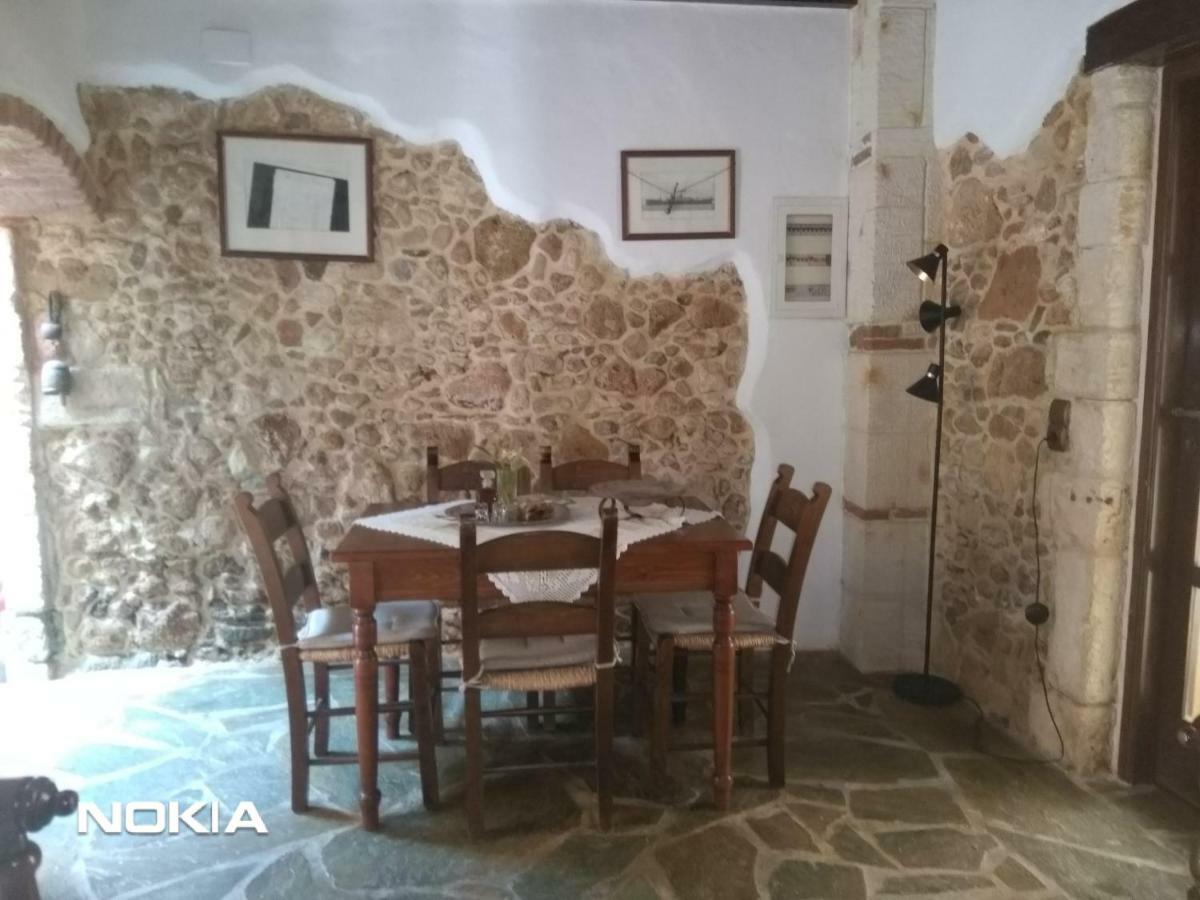 Beautiful House In Chania Old Town/venetian Harbor Ferienhaus