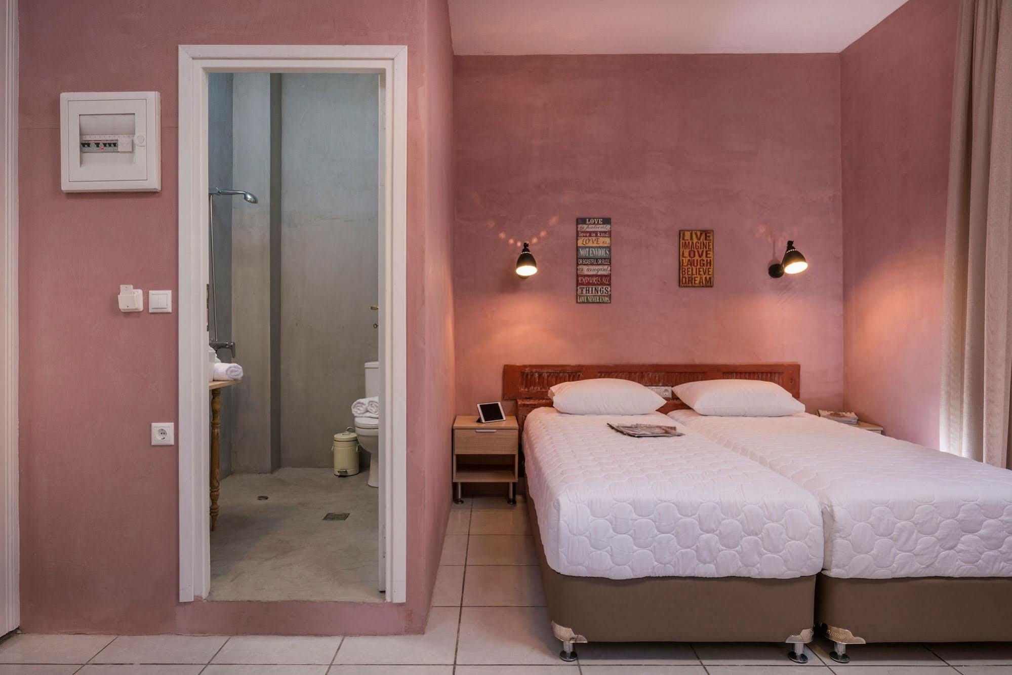 Thejoy Hotel 3*