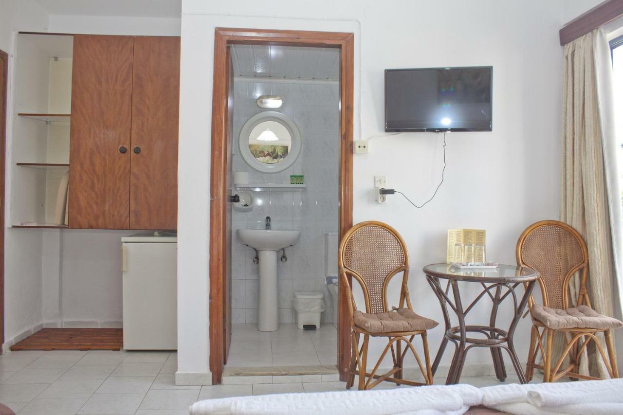 Hotel Danaos 2*