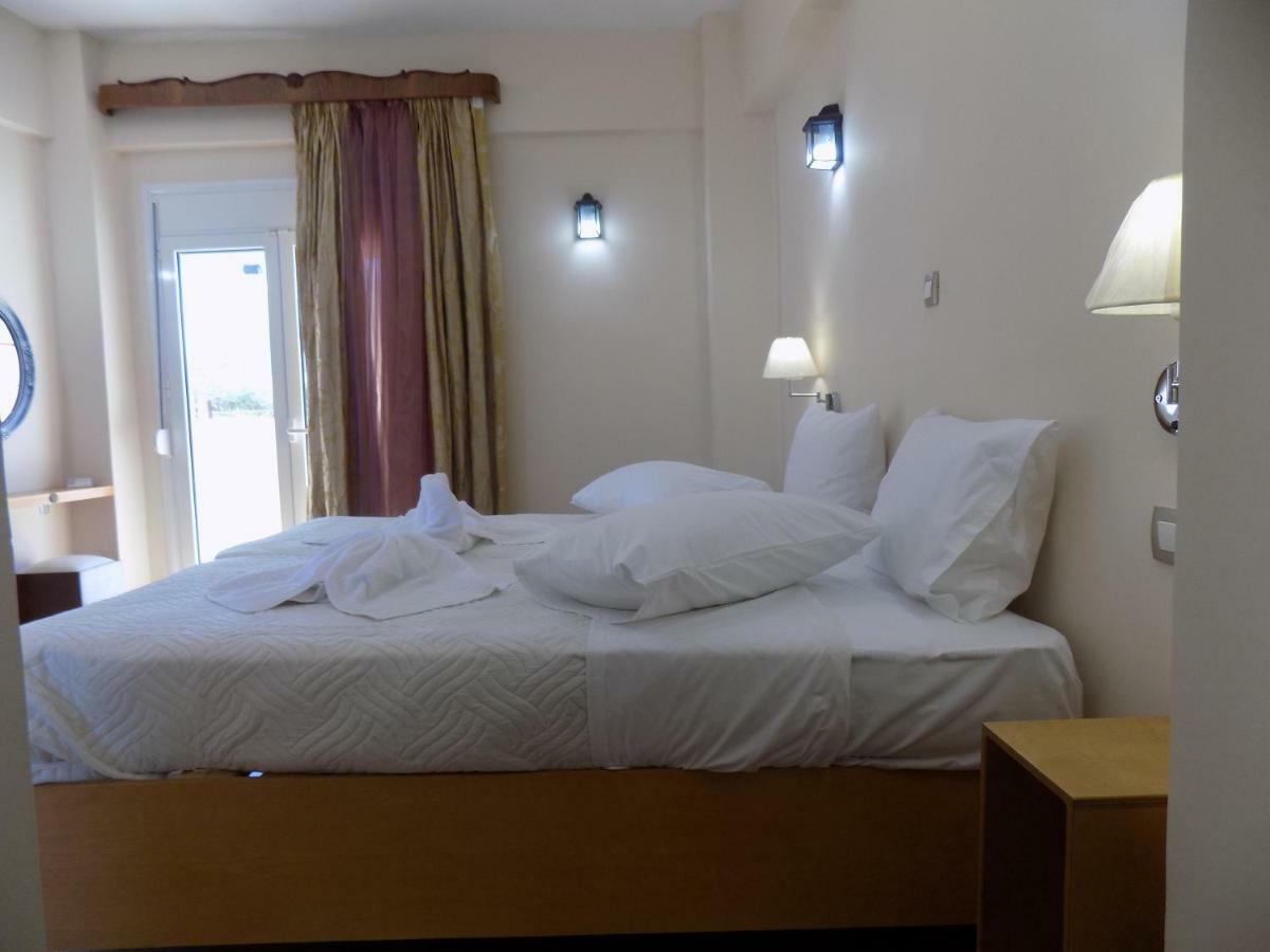 Aparthotel Souvlakis Pool *