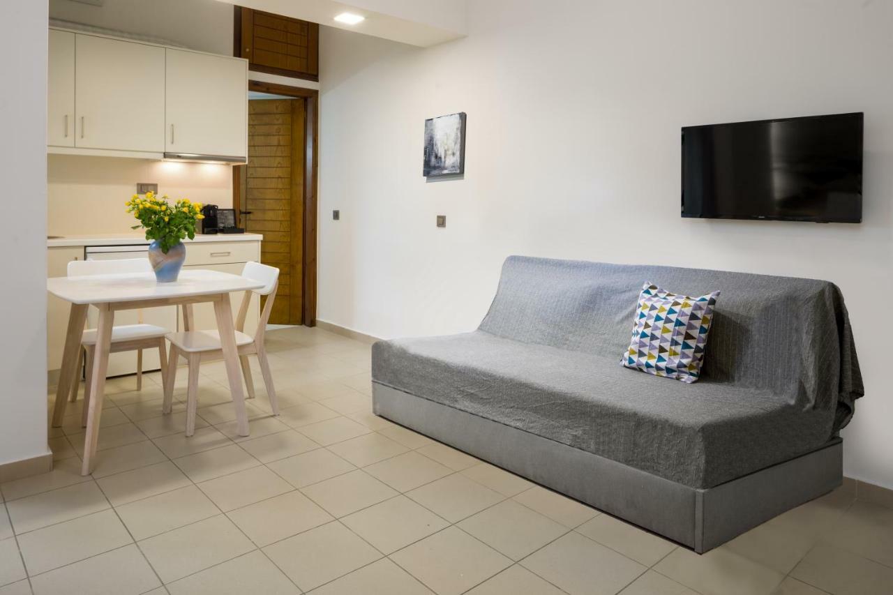 Forum Apartment