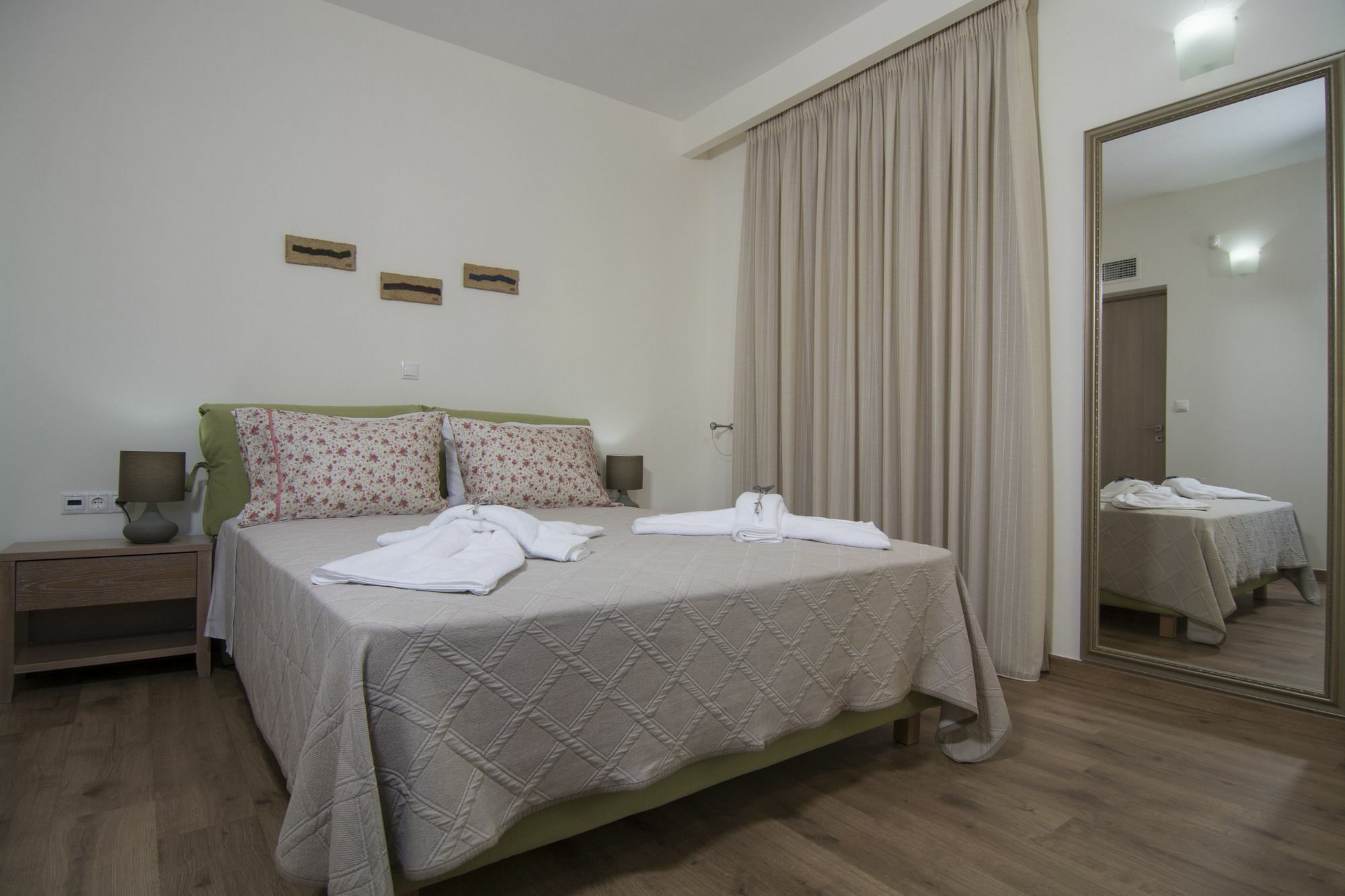 Sunlight Breeze Villa Chania (Crete)