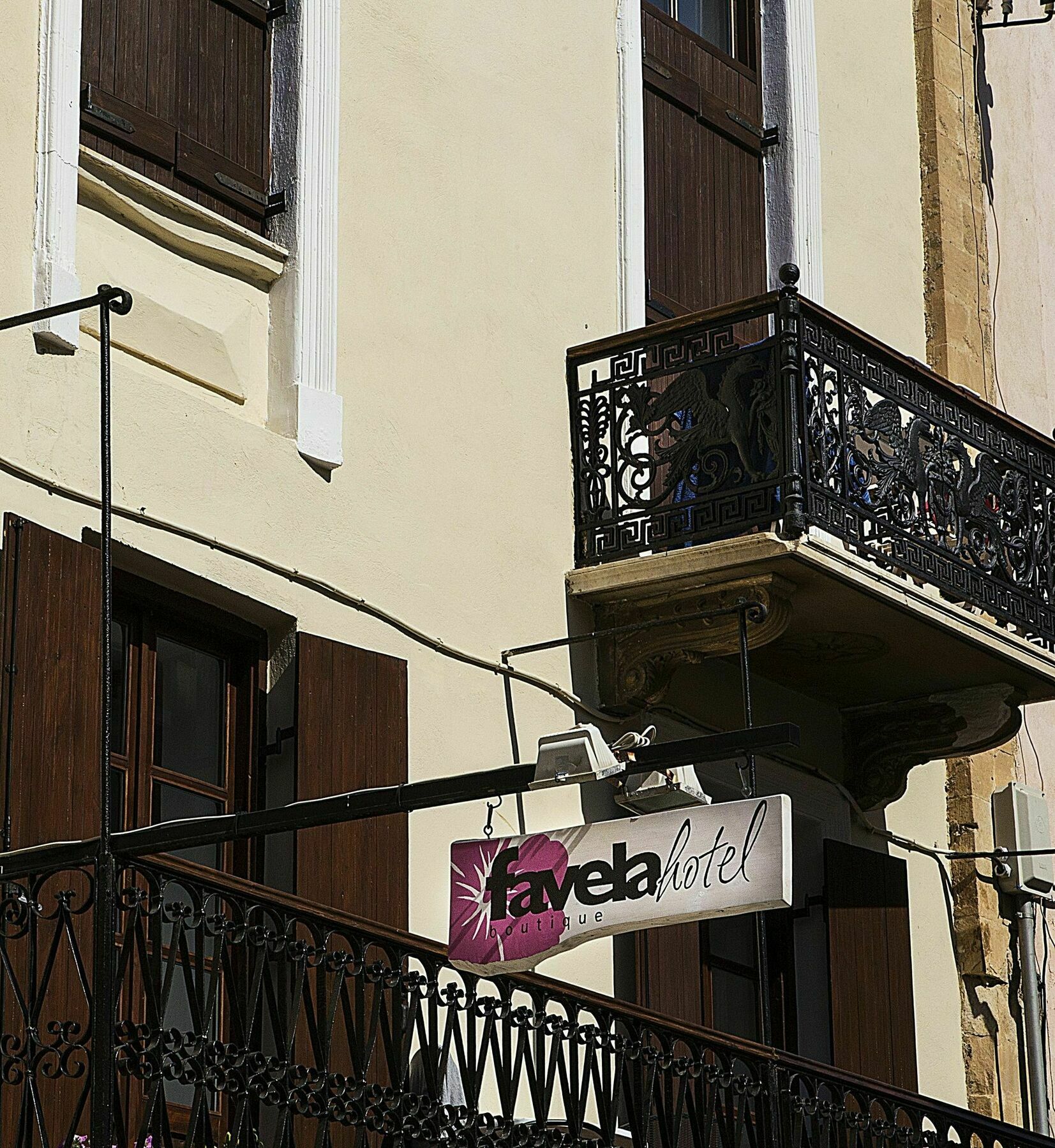 Gasthuis Favela Living Space Chania (Crete)