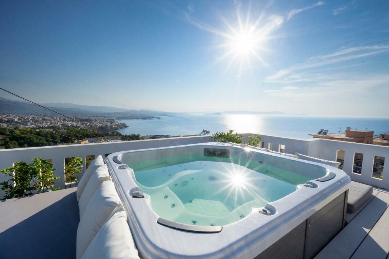 With Rooftop Hot Tub