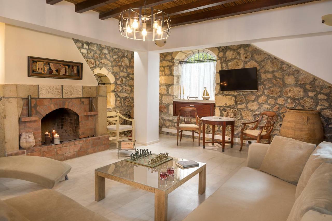 Villa Kastro Estate *