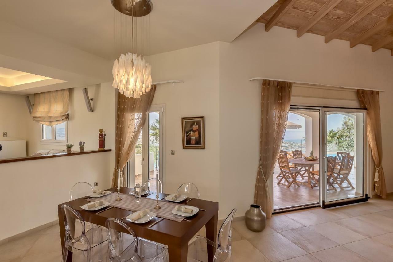 Karmilos Hill Villa *