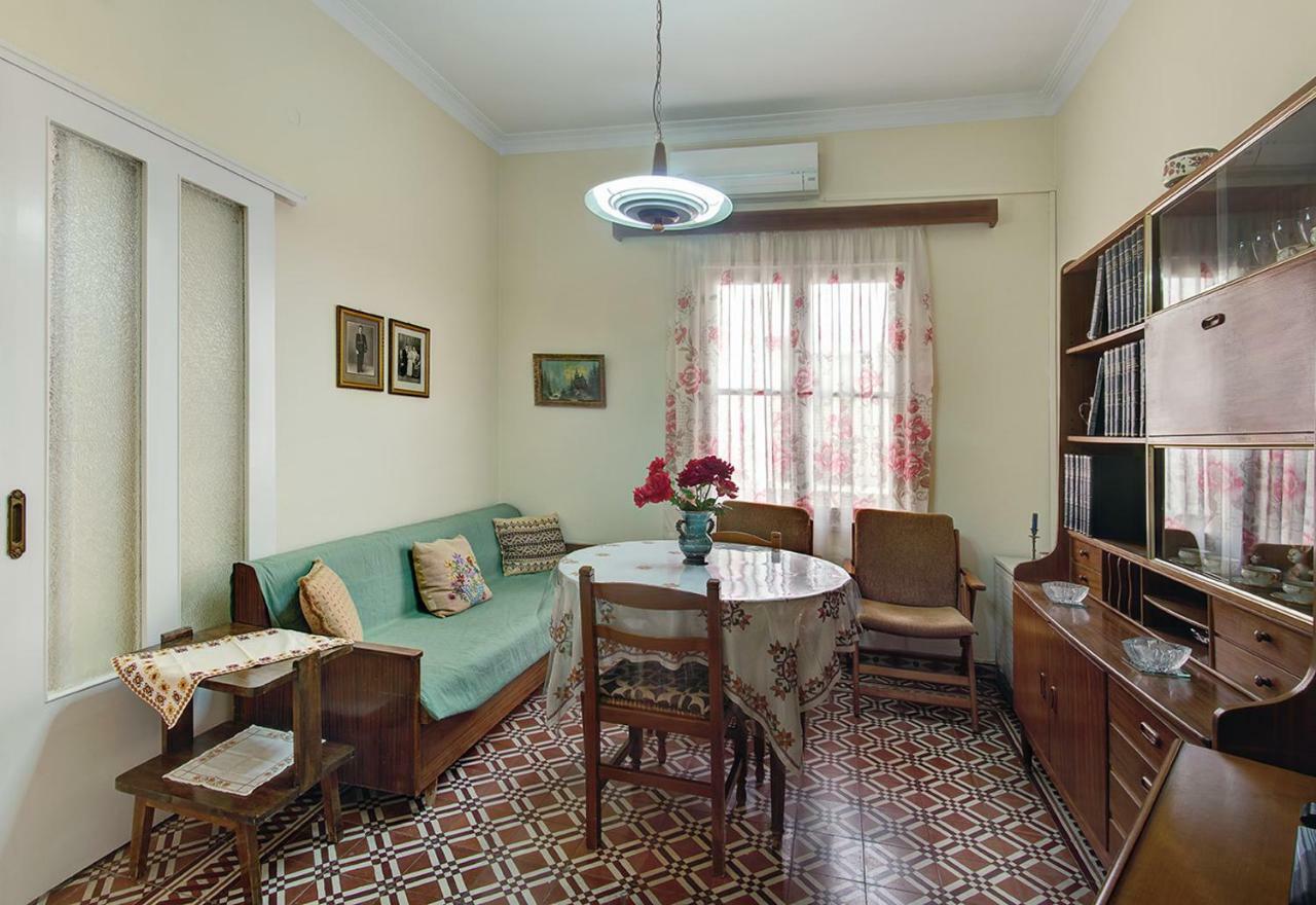 Emmanouil's House Apartment