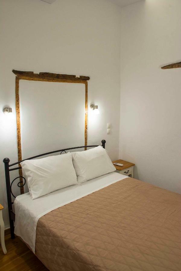 Door Apartment *