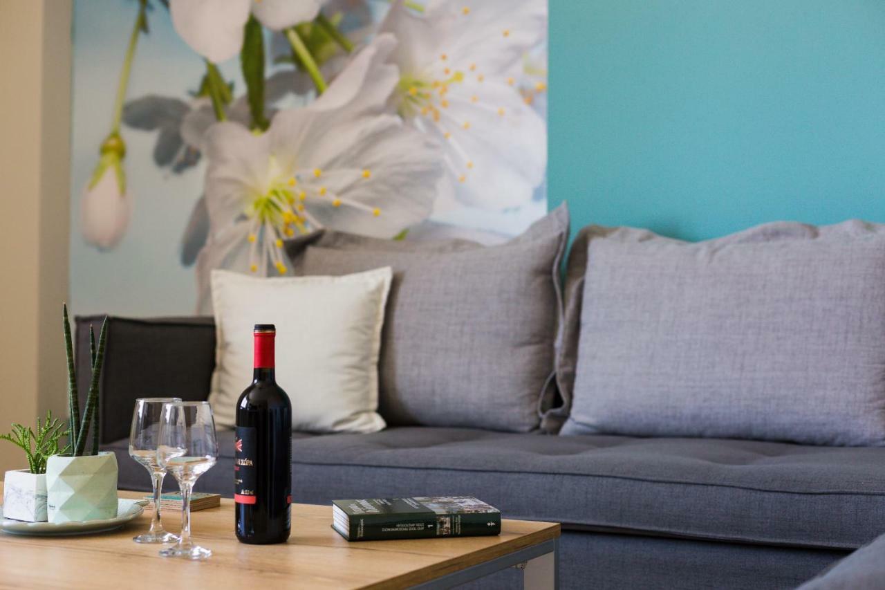 Chania Elite Homes Ii-apartment Near Venizelos Tombs Monument * Chania (Crete)