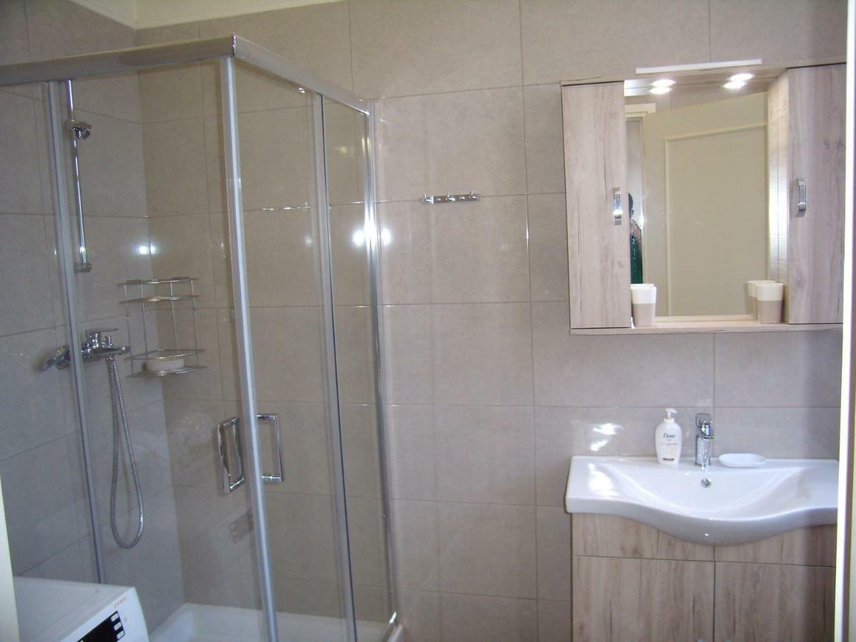 Neoclassical Glamour Apartamento