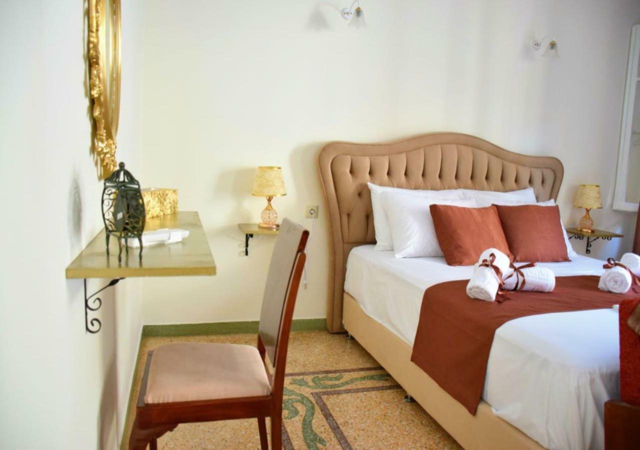 The Manor House In The Old Town * Chania (Crete)