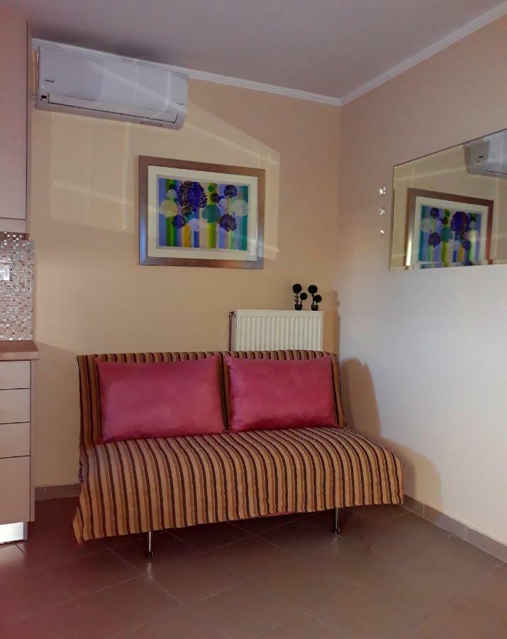 Summery Apartment Chania (Crete)