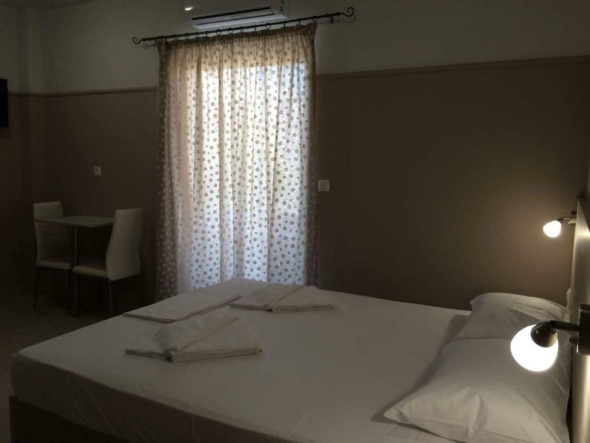 Poppy Beloni Aparthotel