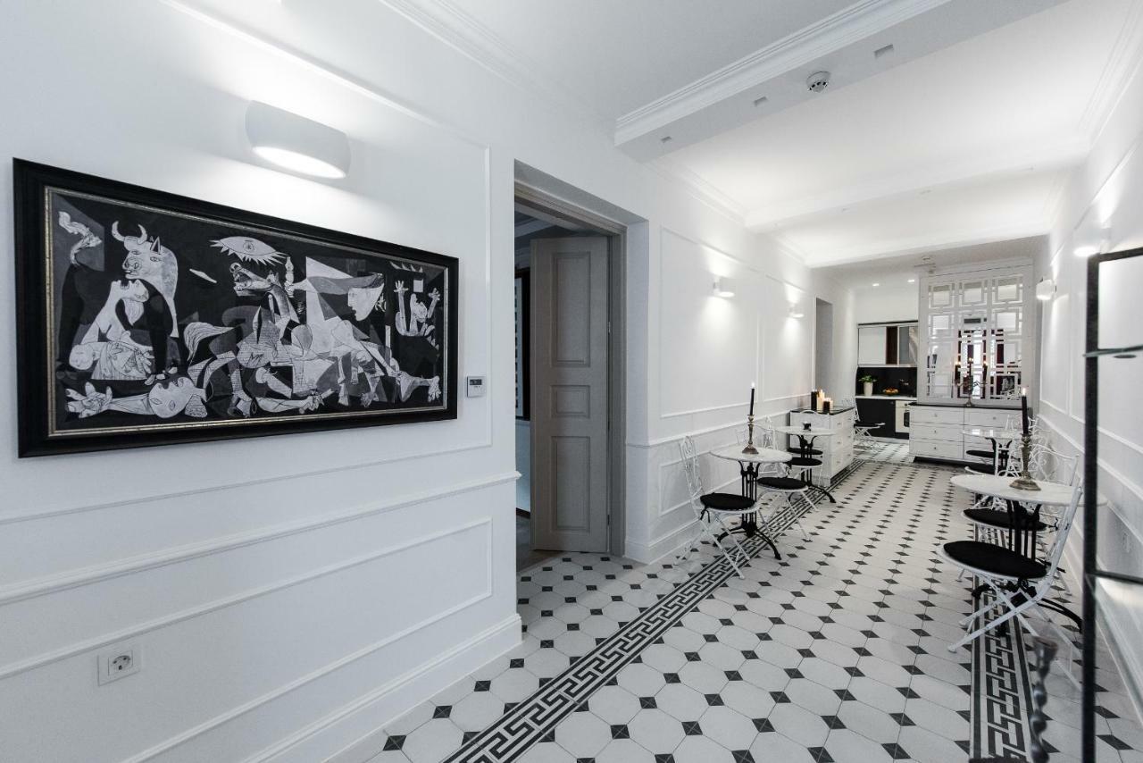 Canvas 1 Hotel *
