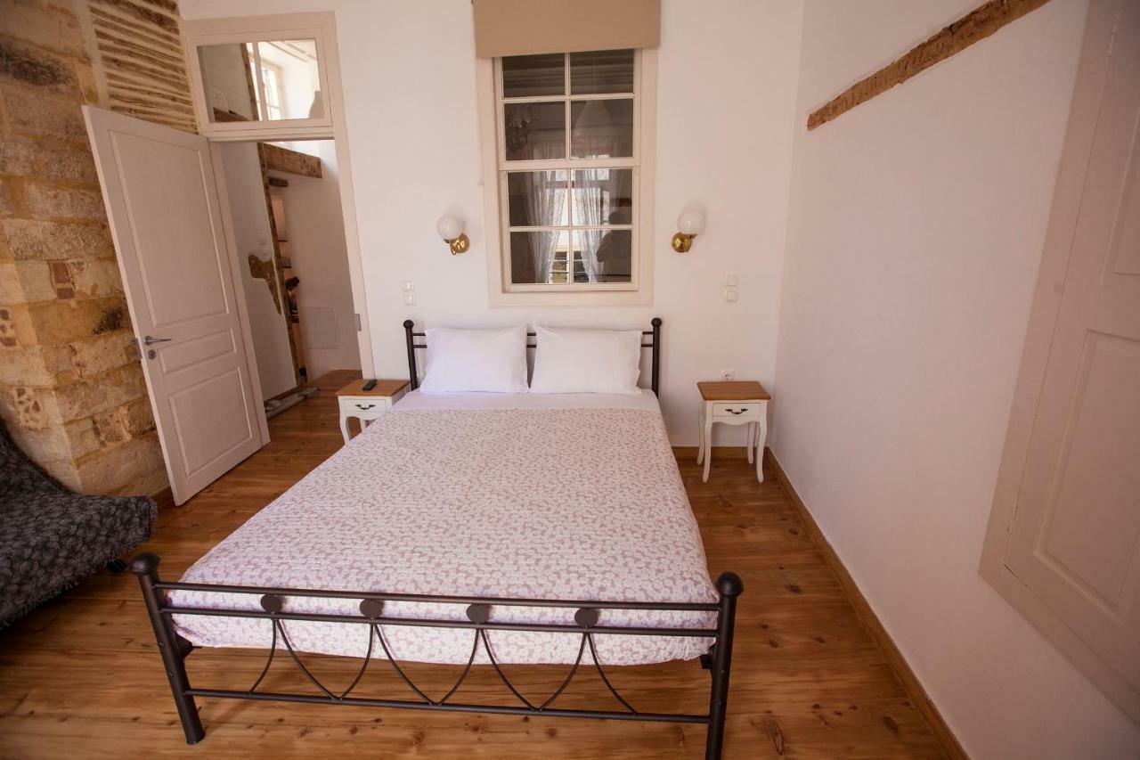 Door Apartment Chania (Crete)