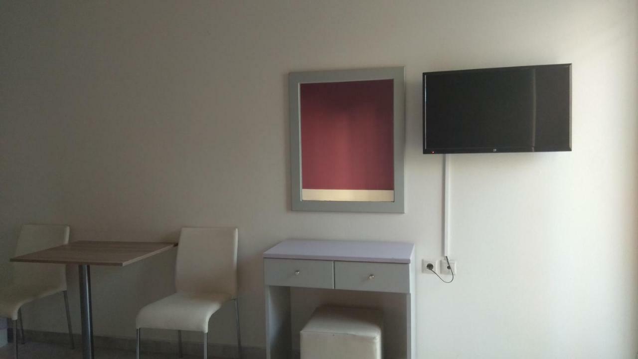 Aparthotel Poppy Beloni *