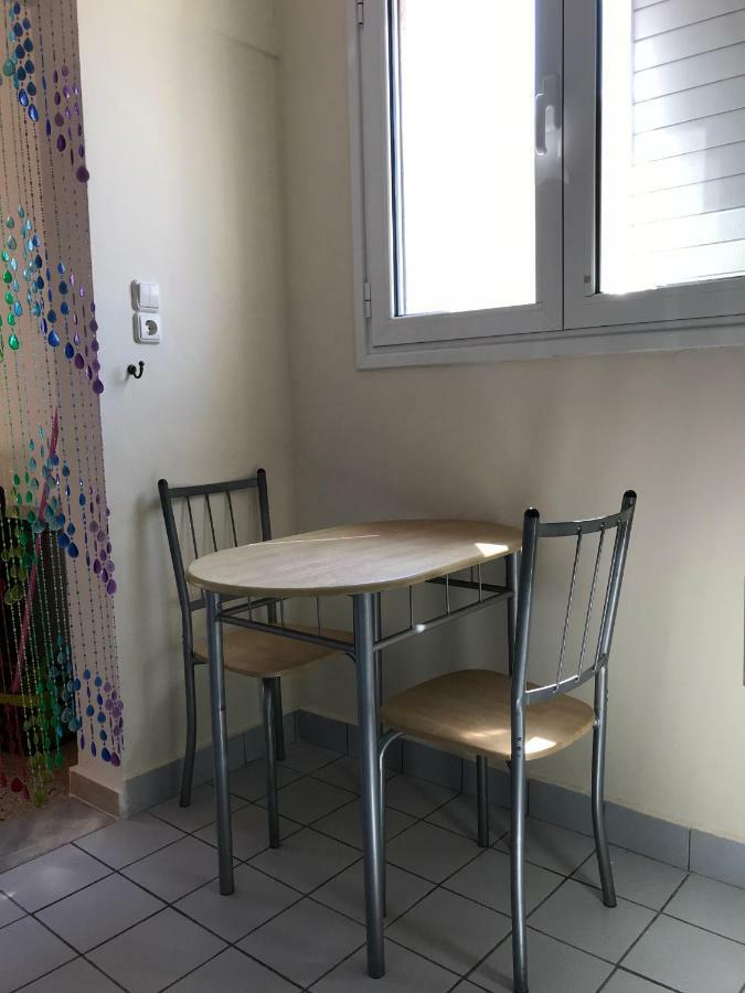Cozy One-bedroom In Halepa, Chania Apartment *