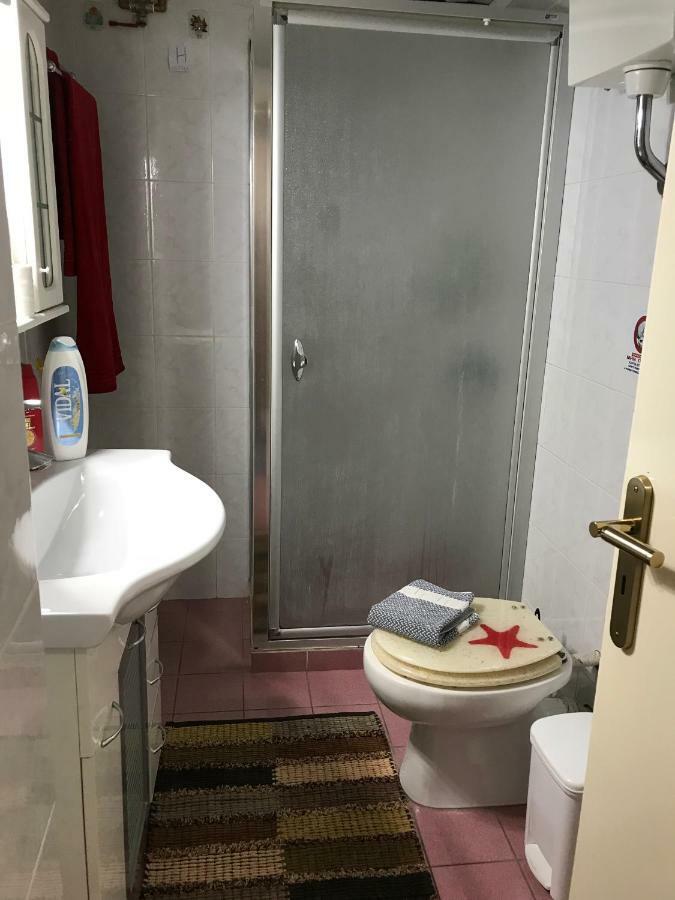 Apartment Steps To Nea Chora Angela ,10min To Town