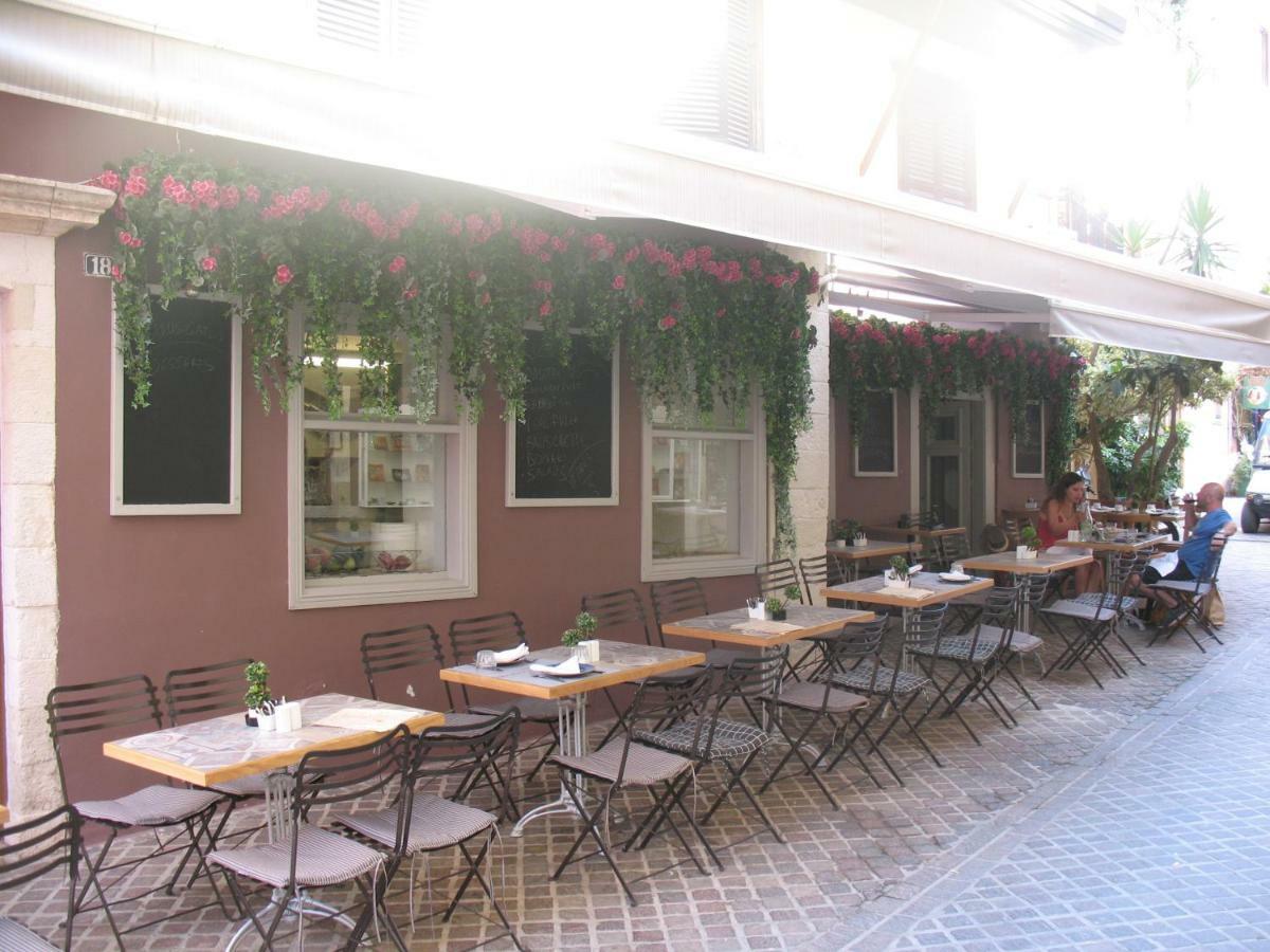 Sali Chelidonaki Boutique