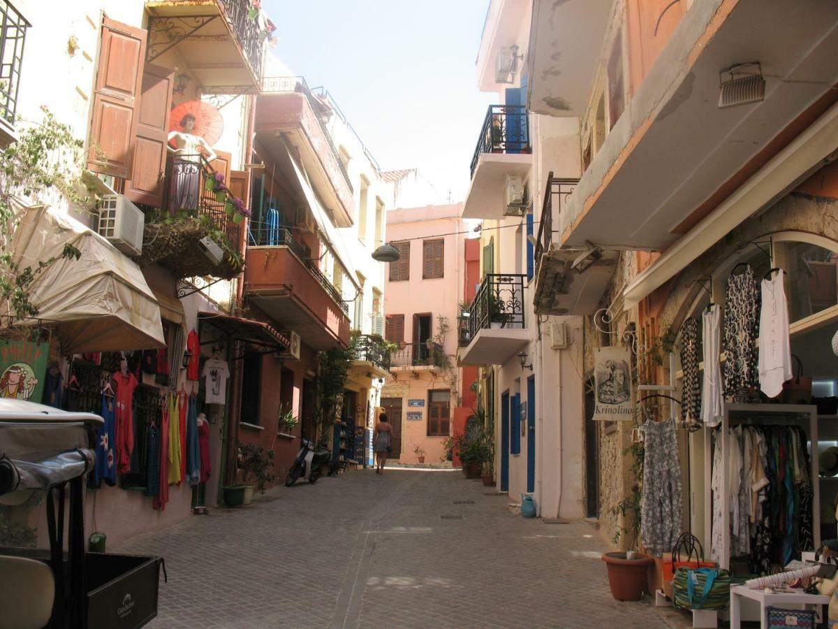 Sali Chelidonaki Boutique *