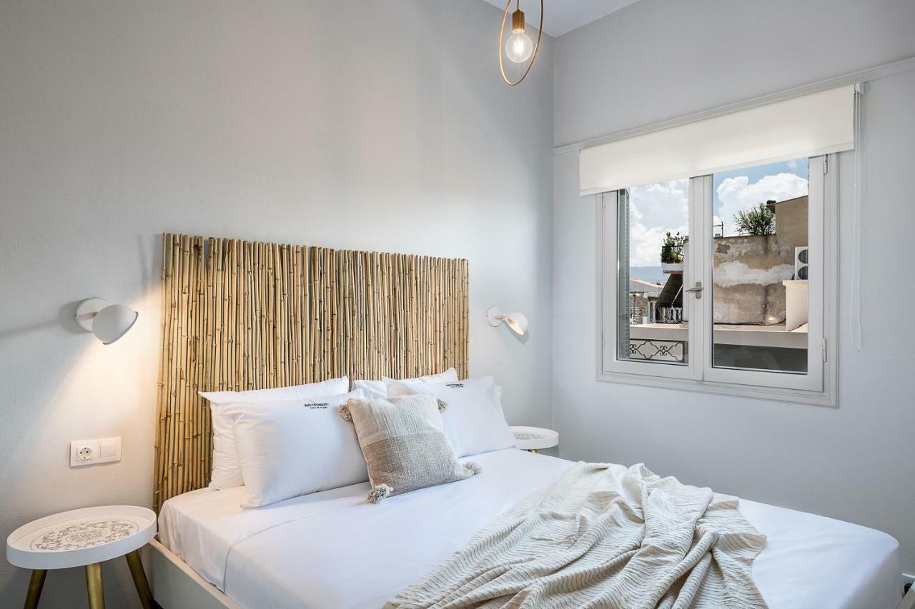 Apartment Artemide Places-splantzia Square