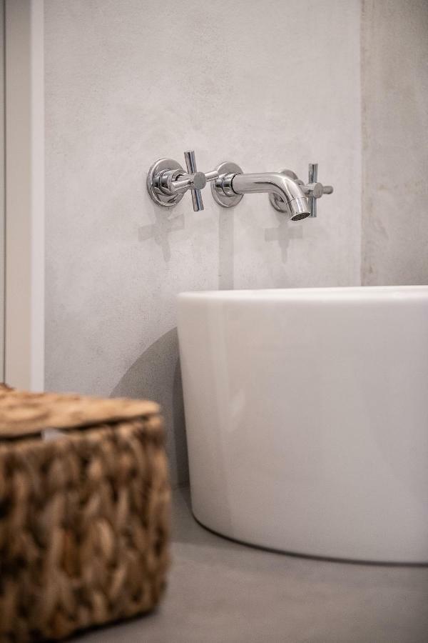 Artemide Places-splantzia Square Apartment