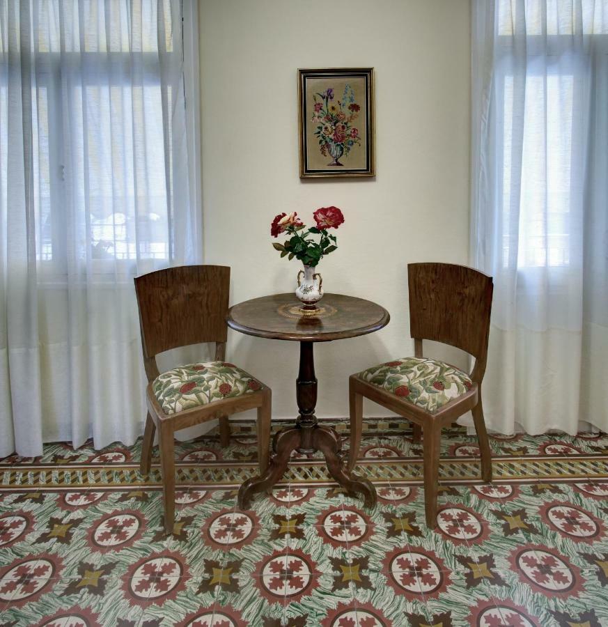 Emmanouil's House