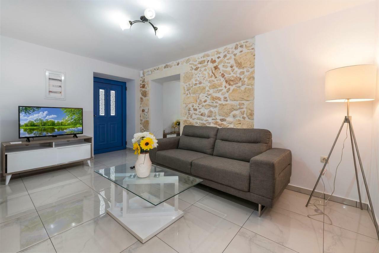 Wave Apartment Chania (Crete)