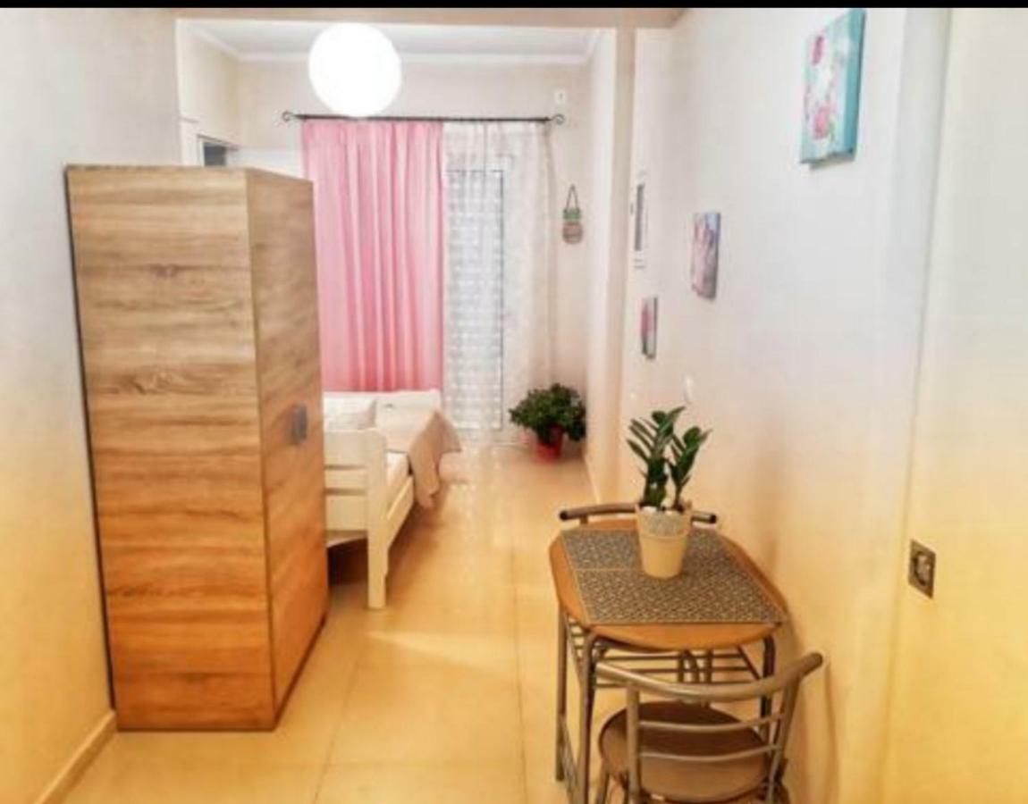 Apartment Konstantina's Near The *
