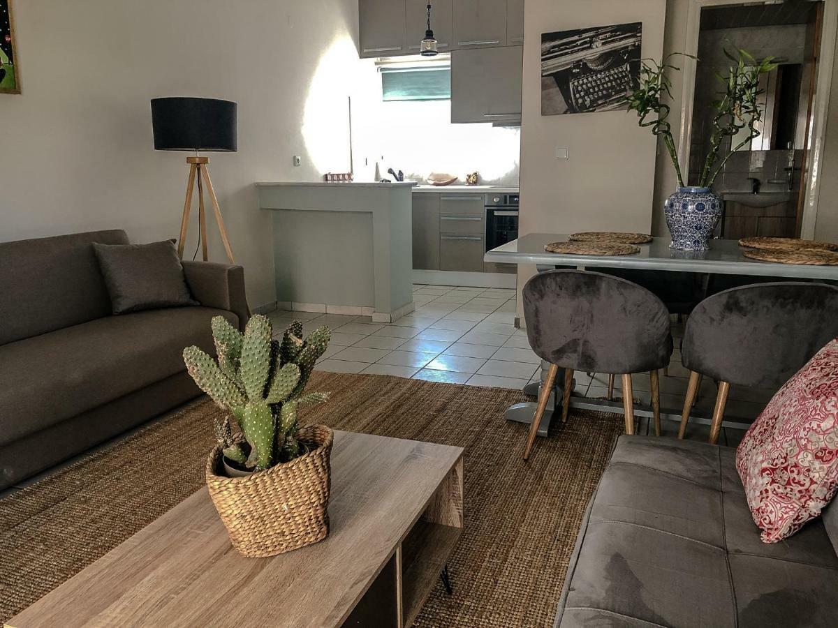 Sofia Apt. Nea Chora Chania * Chania (Crete)