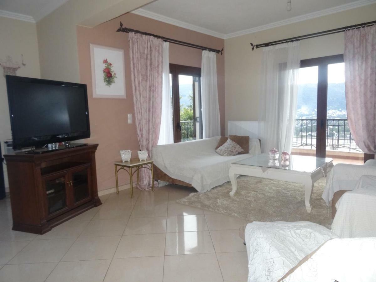 Chrisa's Beautiful Chania Apartment *