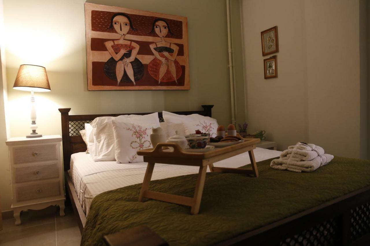 A Pleasant In Chania Apartamento