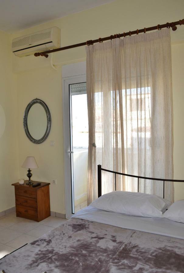 Stelios Apartment *