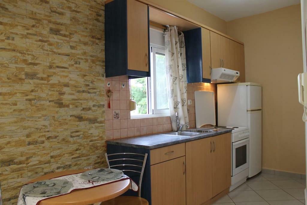 Roidis Apartment