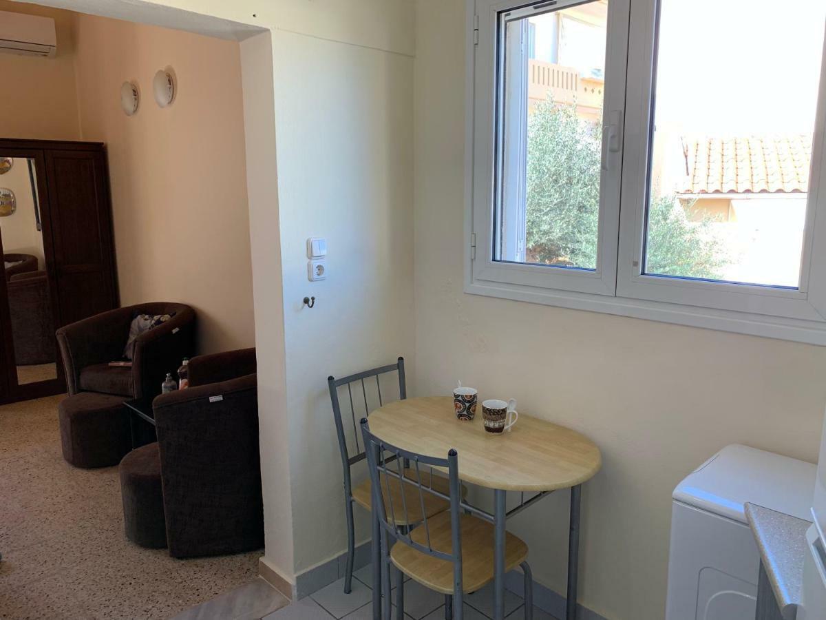 Cozy One-bedroom In Halepa, Chania Apartment