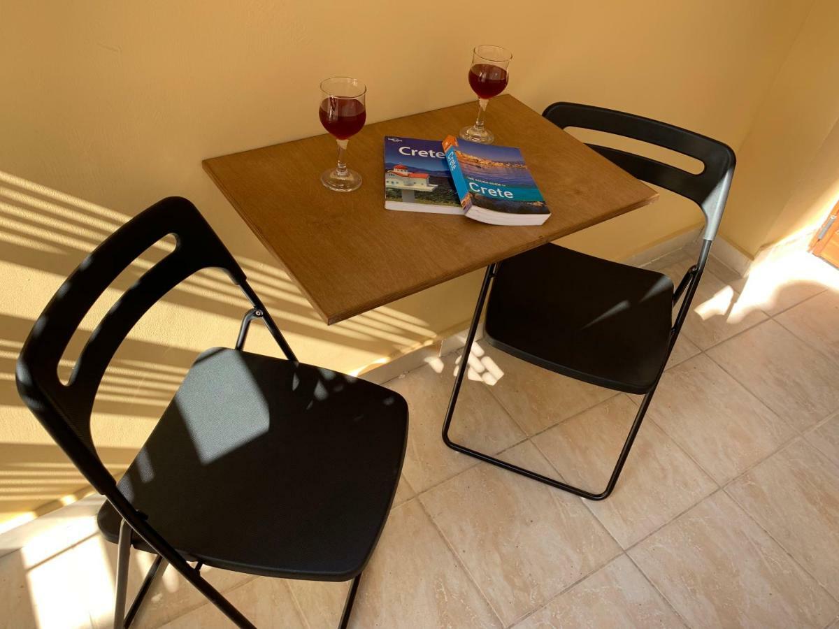 Tastefully Decorated One-bedroom - Chania Apartment *