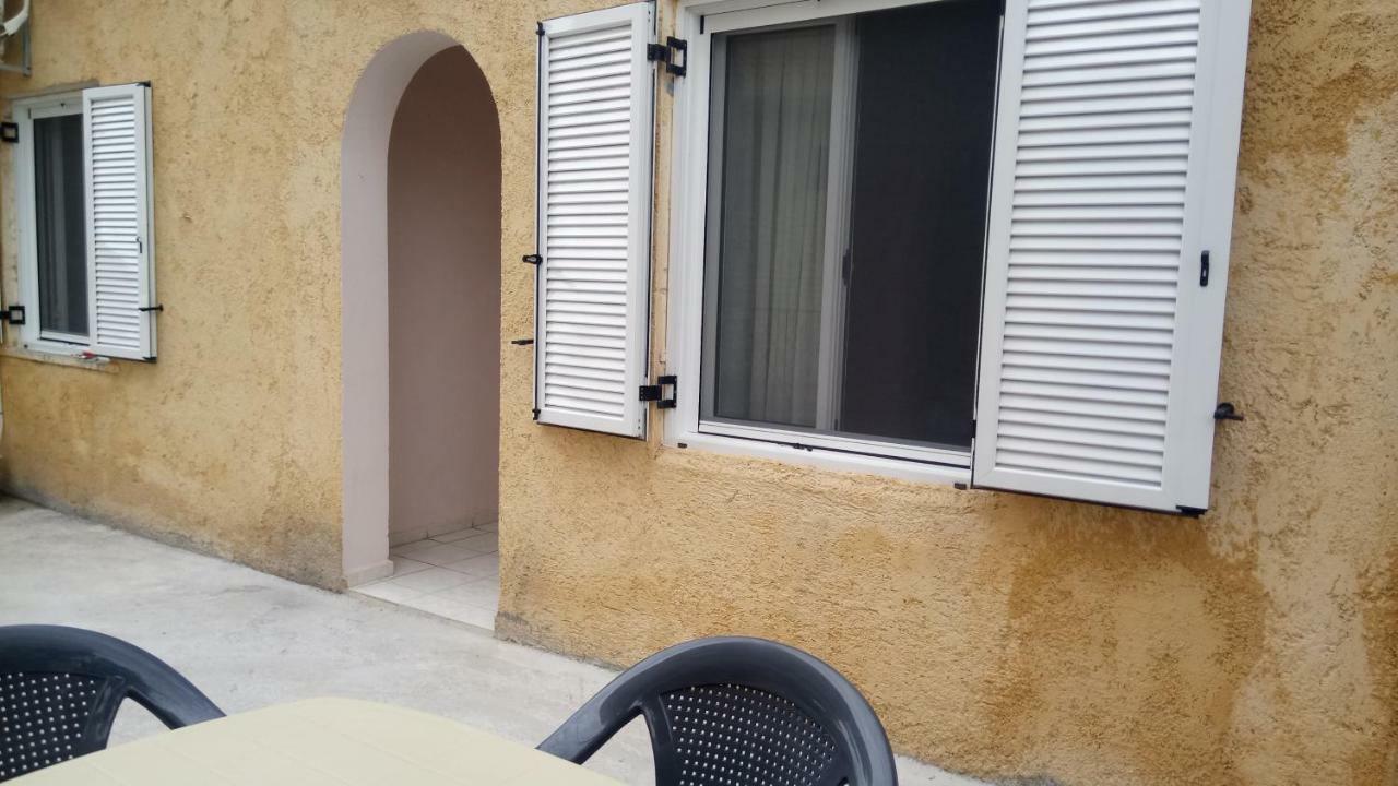 Apartment Sitzanaki *