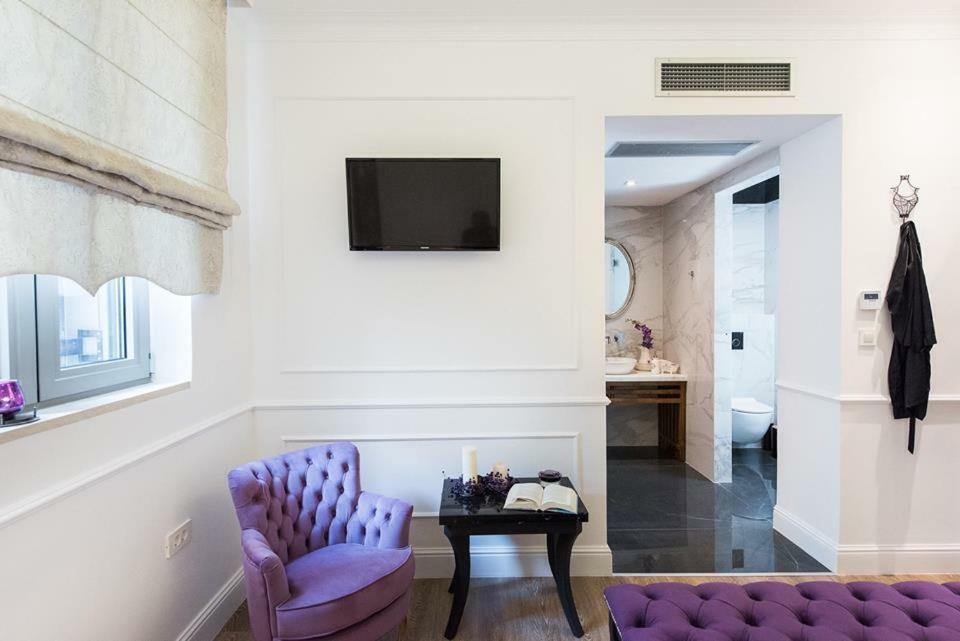 Canvas 2 Homestay Chania (Crete)