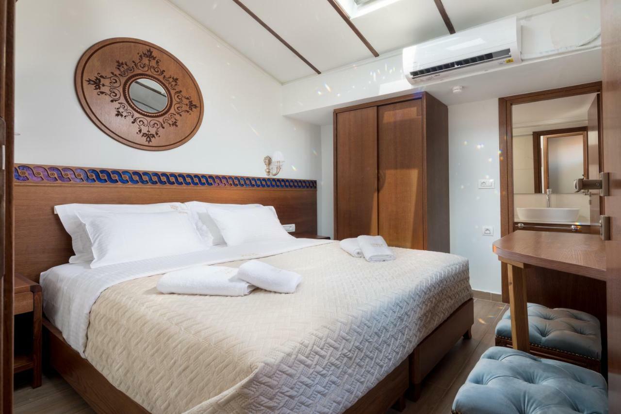 Vener Luxury Chrissi Akti Chania