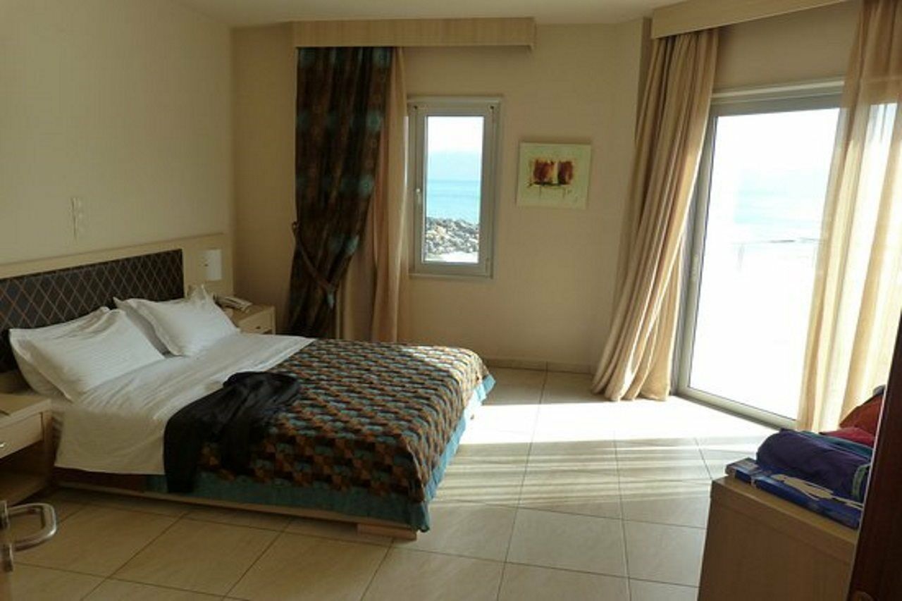 Molos Bay 4* Chania (Crete)